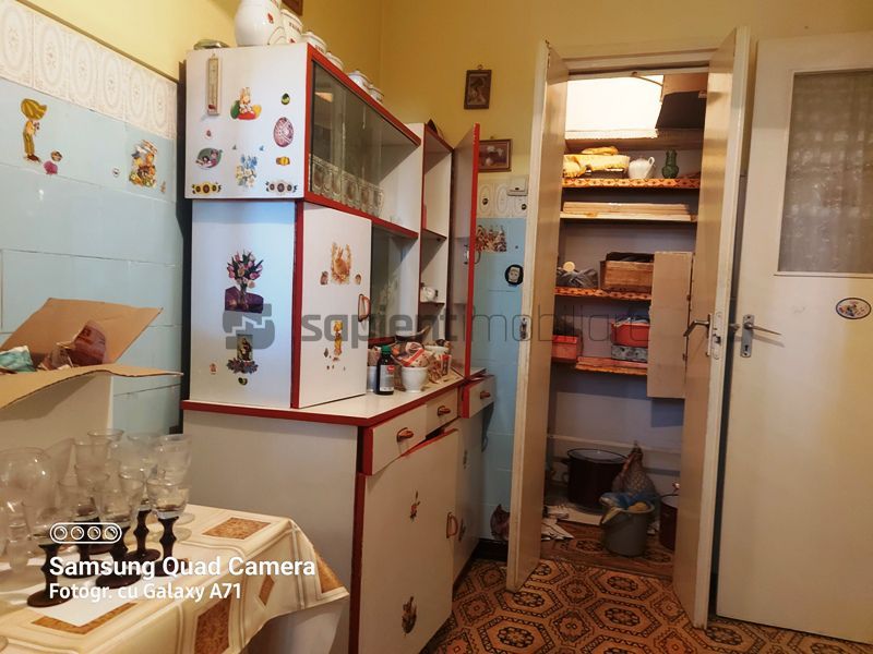 Apartament tip C cu 3 camere str.Sovata - Poză 9