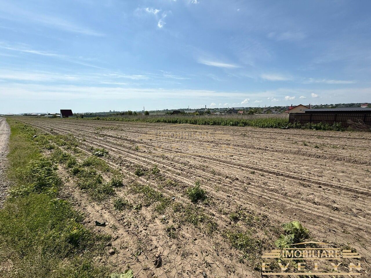 De vânzare 2 loturi de teren – Catamarasti-Deal (dupa calea ferata) - Poză 1