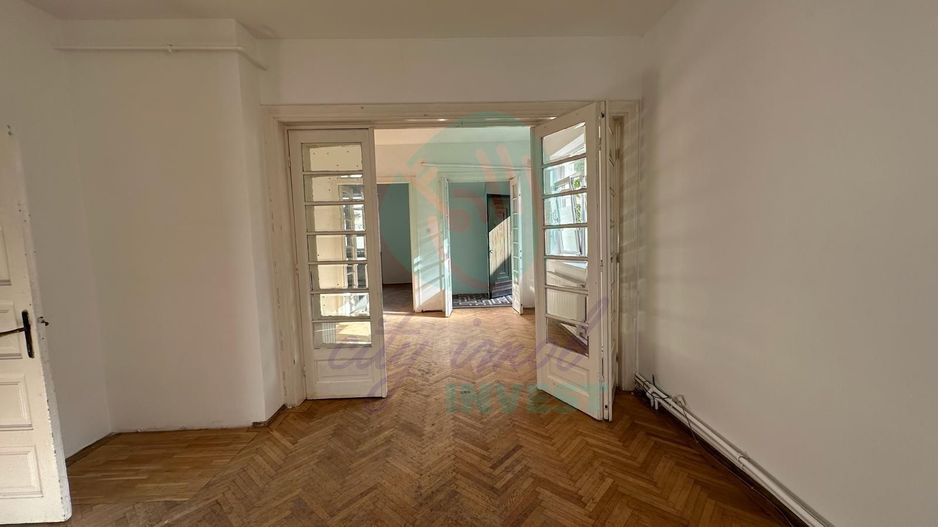 3 camere la vila in zona Calea Calarasilor - Poză 5