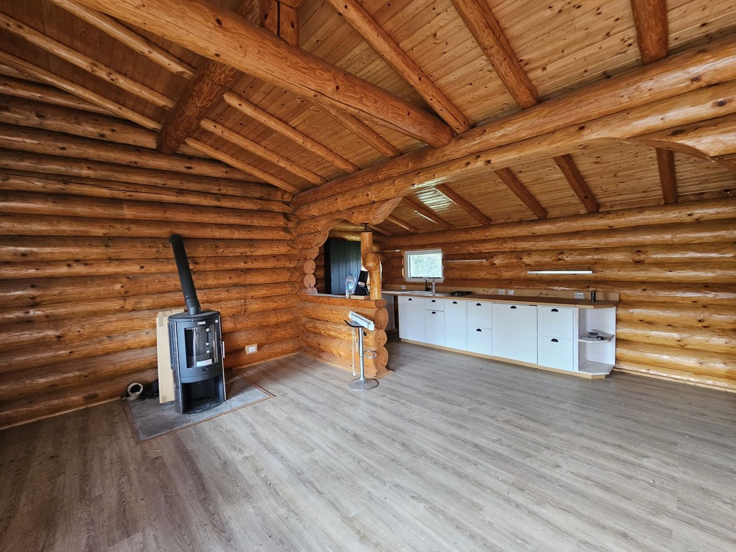 Casă din bârne, construcție 2012, Cotmeana,  DN 7, Pitesti - Valcea - Poză 11