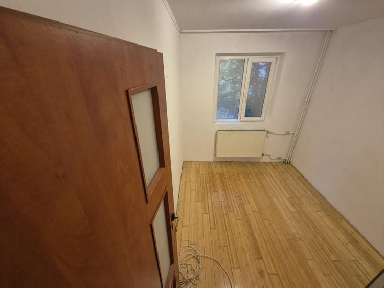 Apartament 3 camere Brancoveanu - Poză 3