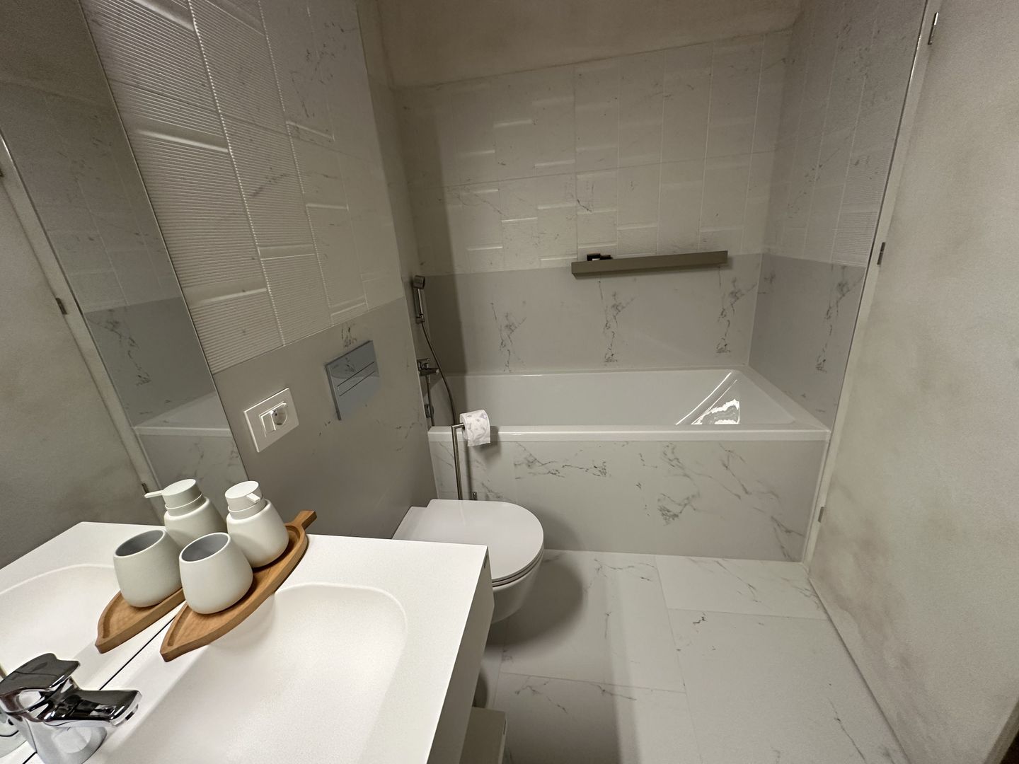 Apartament 3 camere - Poză 22