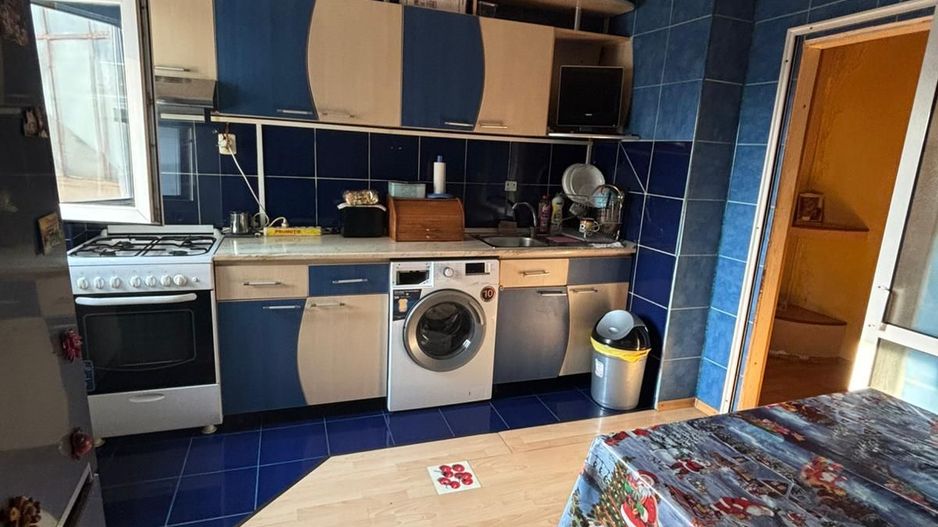 Apartament 4 camere, Micro 20, PR-uri - mobilat si utilat - 77000 euro - Poză 8