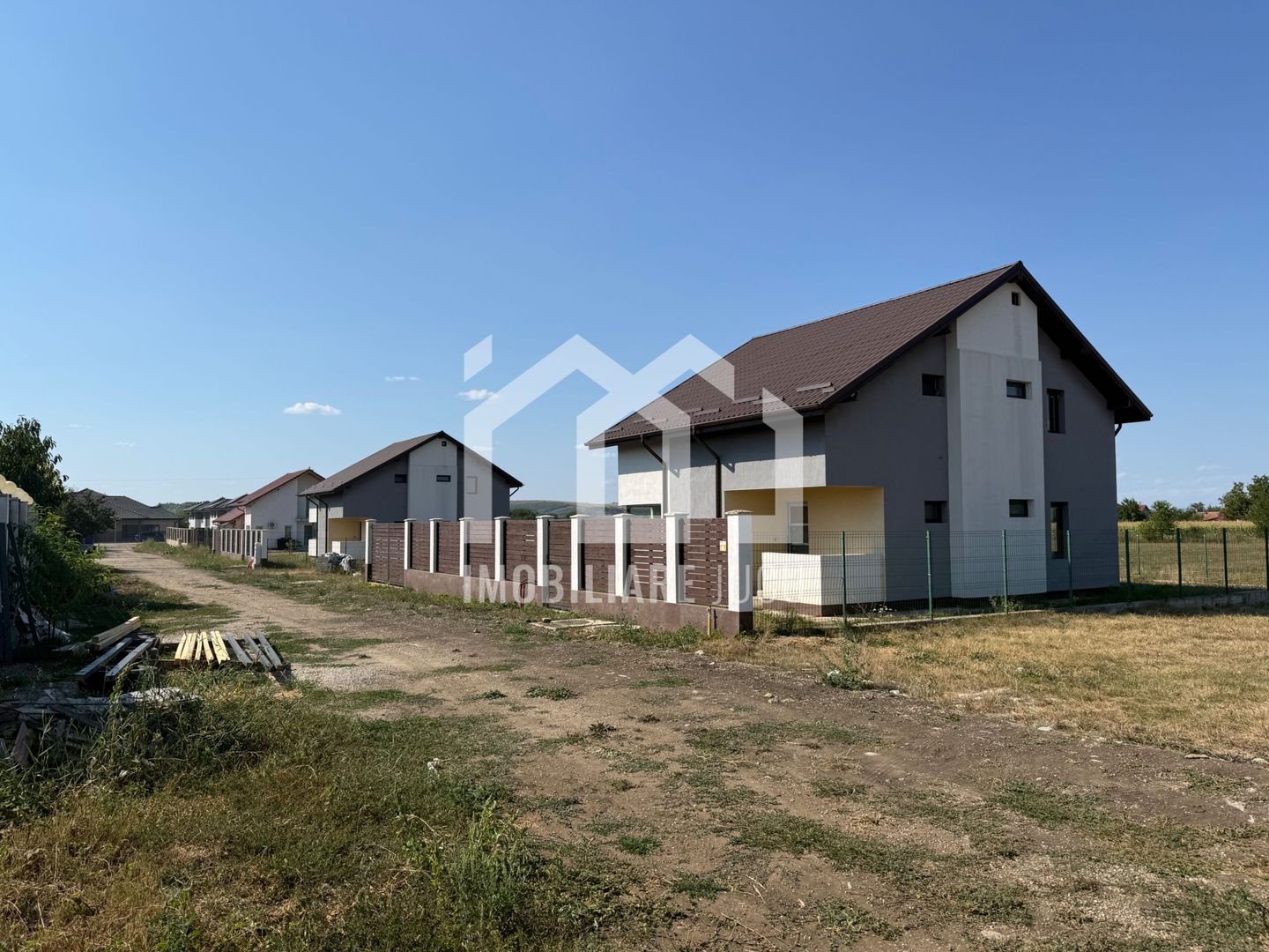 Teren cu PUZ aprobat și proiect de casă P+M – 400 mp - Jucu de Sus - Poză 5