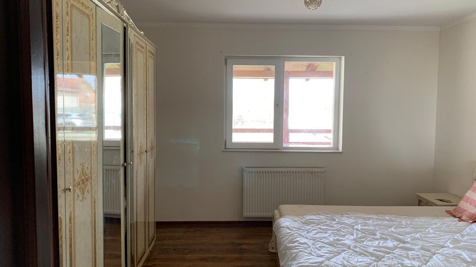 Duplex premium în vatra veche a localității Moșnița Veche - Poză 7