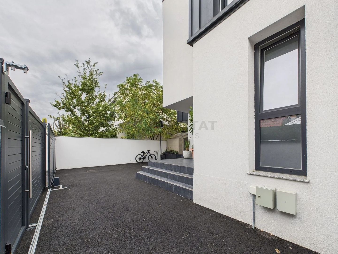 Locuinta complet amenajata | 5 camere| Otopeni - Poză 36