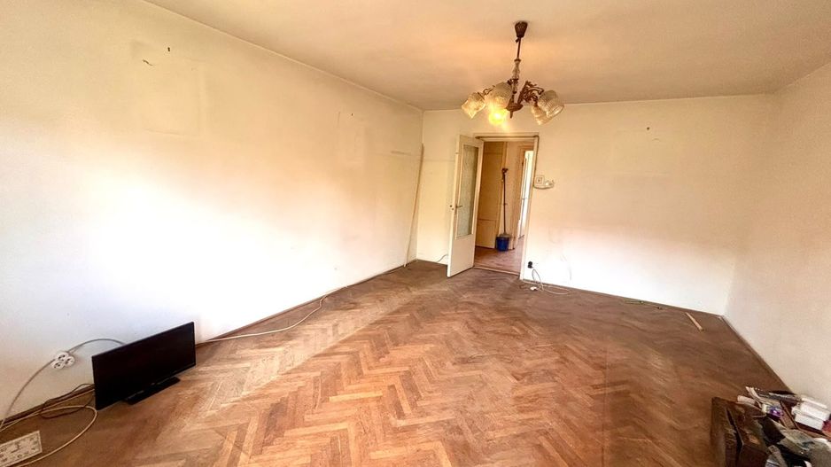 Apartament 3 camere central Ștrand cu garaj si boxa - Poză 5