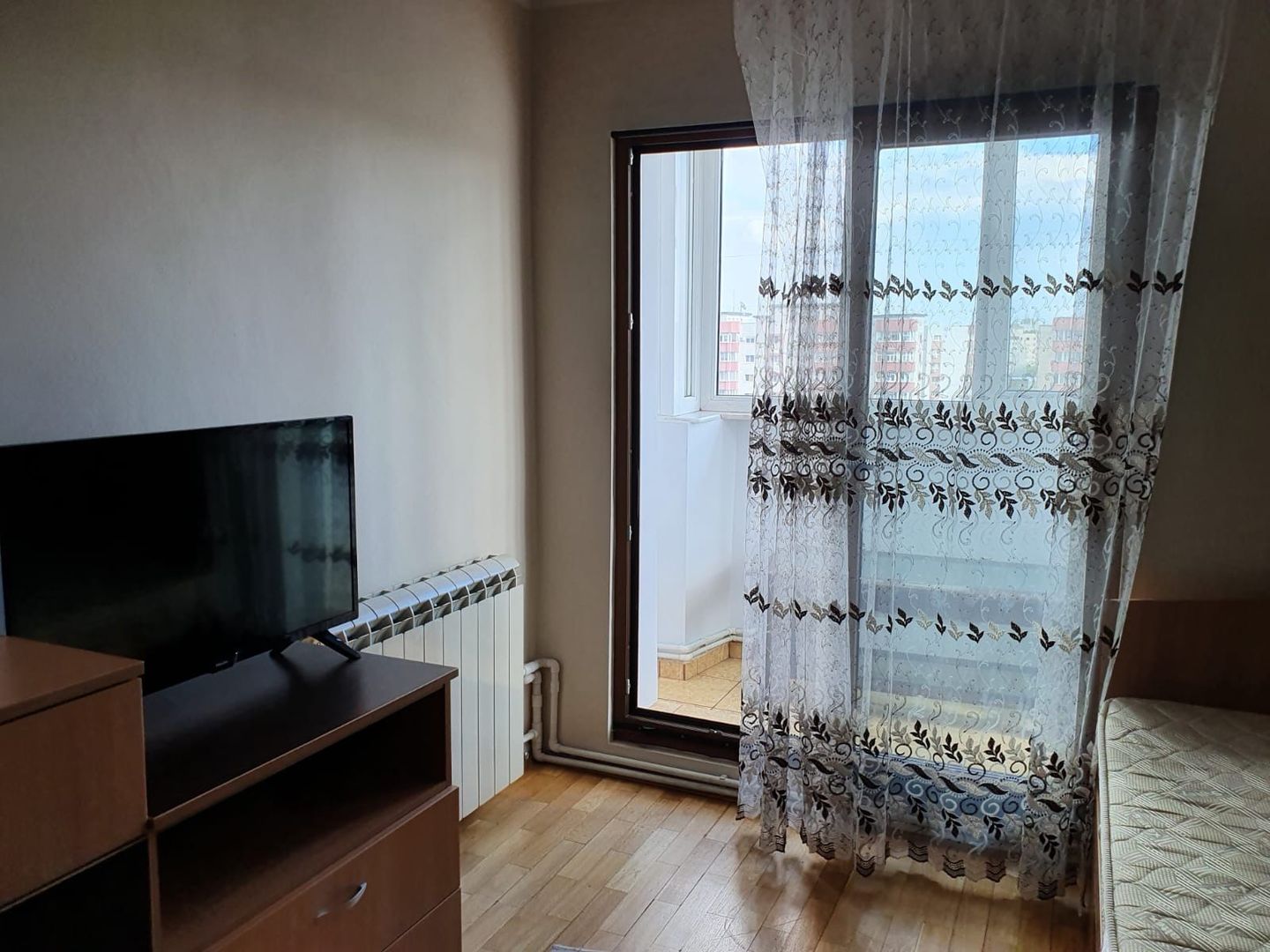 Apartament 3 camere, de inchiriat AC, mobilat, Calea 13 Septembrie - Poză 11