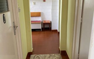 Apartamentcu 2 camere decomandate, priveliste deosebita. - Poză 6