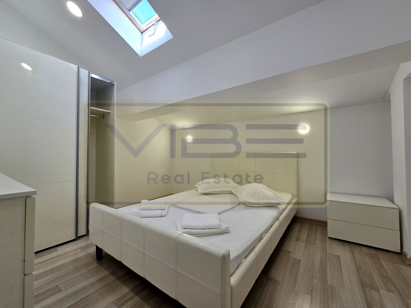 Piata Chirila- bloc nou- 3 camere - 550euro - Poză 1