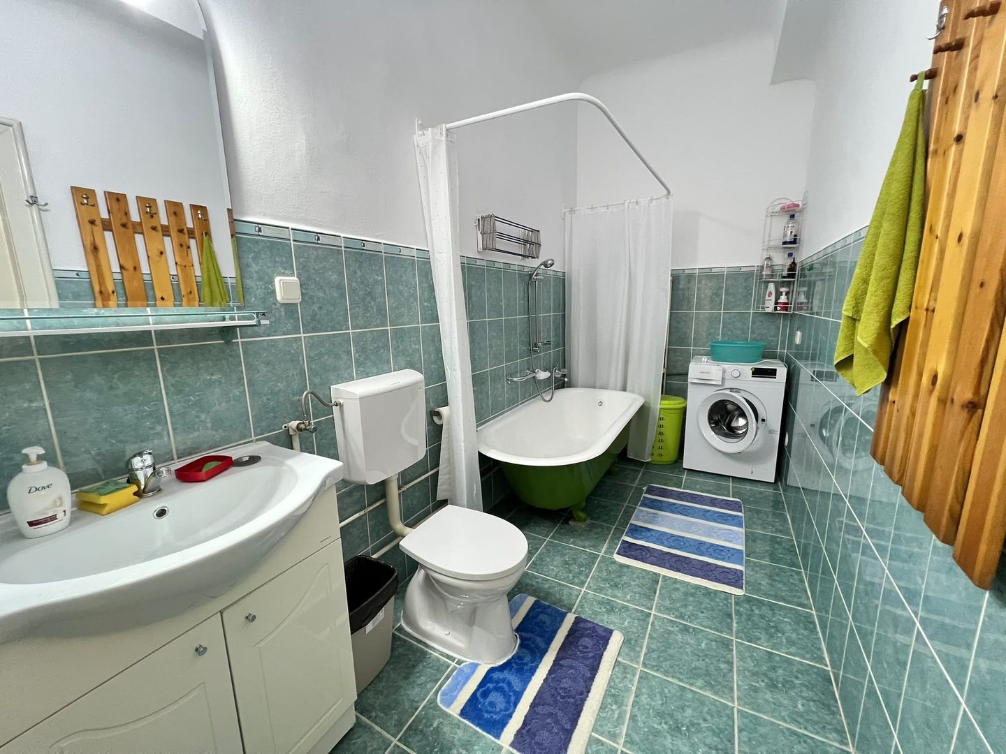 Apartament spatios cu 3 camere | 83 mp + veranda + curte | Ultracentral - Poză 14