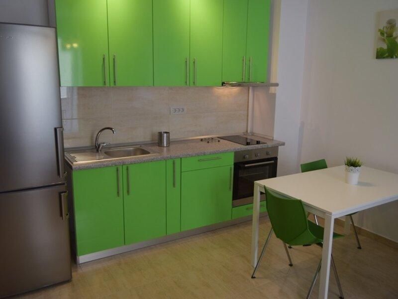 AP. 2 CAMERE- CAROL CITY PARK, CENTRALA PROPRIE, BLOC NOU, METROU - Poză 3