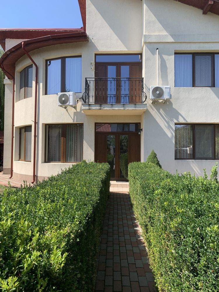 🏡 CASĂ DE VÂNZARE ÎN SAT COSTI – 210.000 € NEGOCIABIL! 🏡 - Poză 1