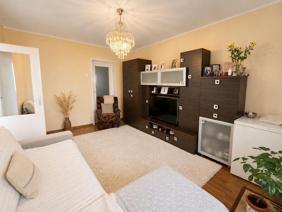 De vânzare apartament 3 camere Arinului - Poză 5