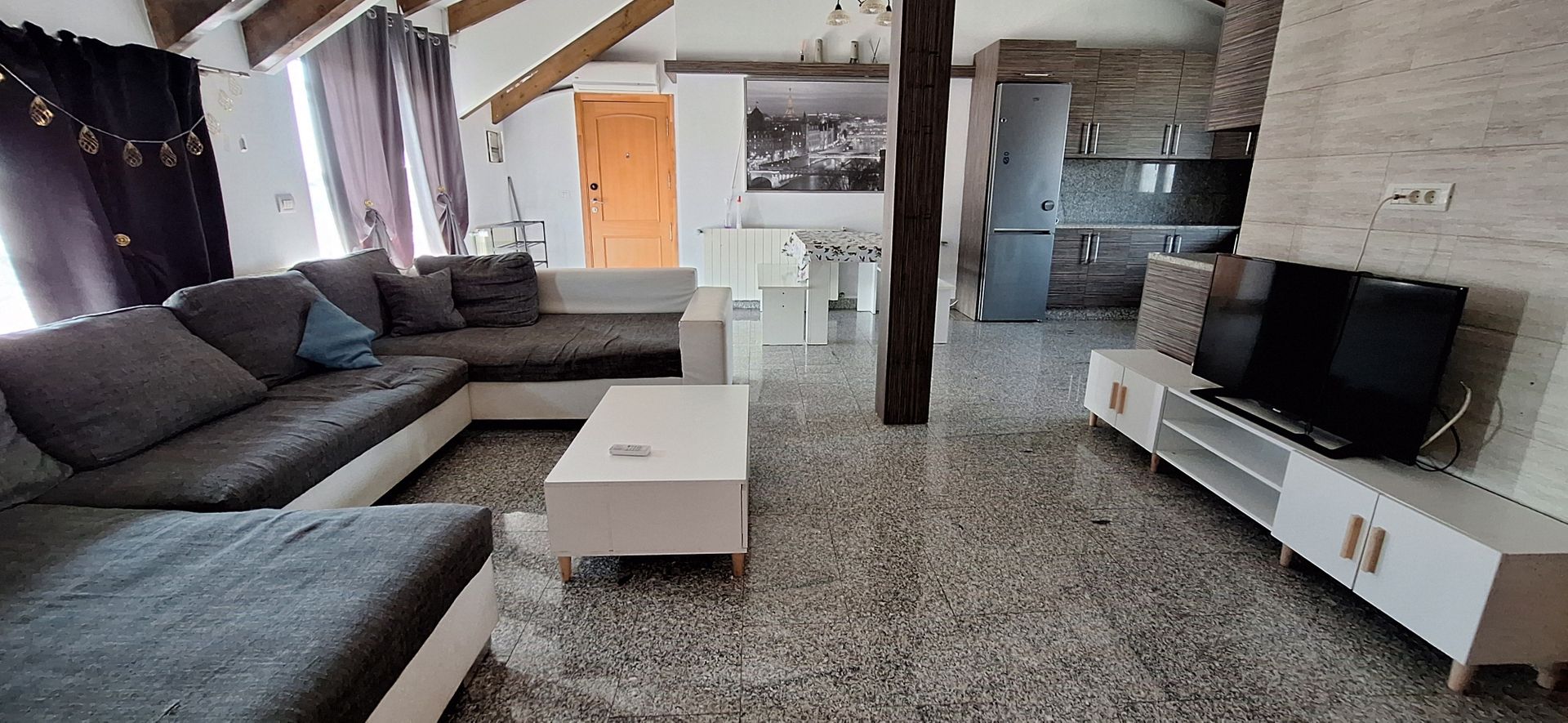 Apartament cu 3 camere Dumbravita/Constructorilor - Poză 2