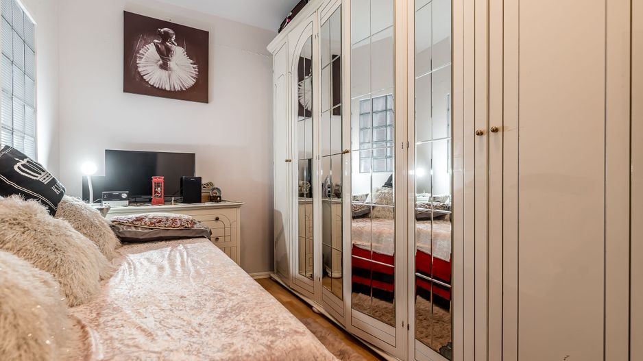 Apartament cu balcon la ARED UTA ideal ca investitie Comision 0 - Poză 7