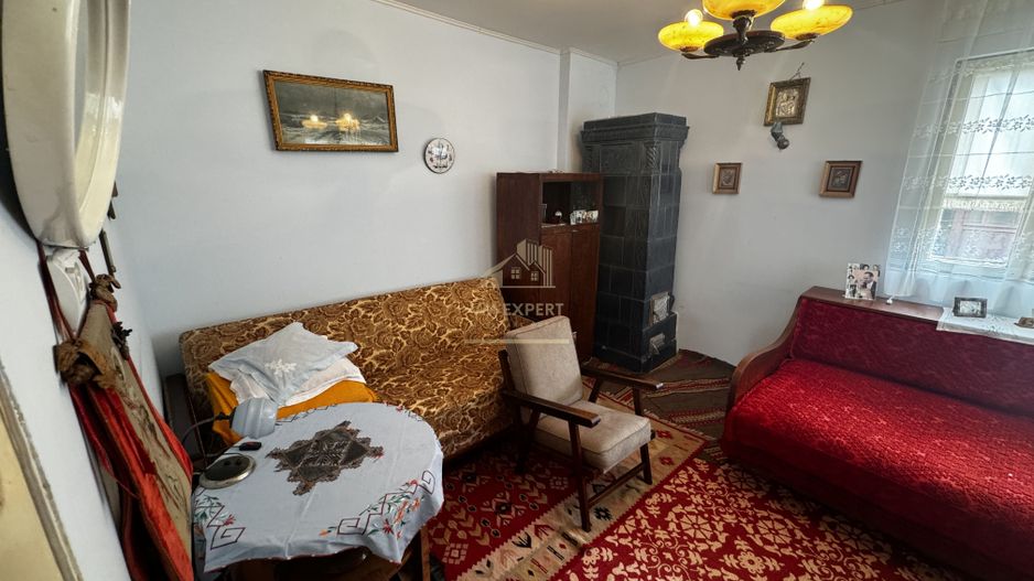 CASA 3 CAMERE, PLUS ANEXE, TEREN 2141 MP, BEREVOIESTI, ARGES - Poză 13