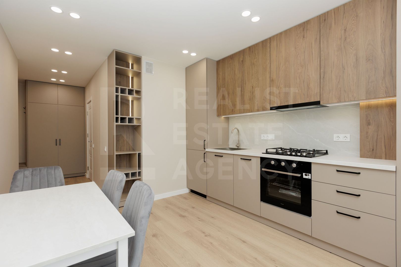 Vânzare, apartament, 1 cameră, strada Regina Elisabeta, Durlești - Poză 1