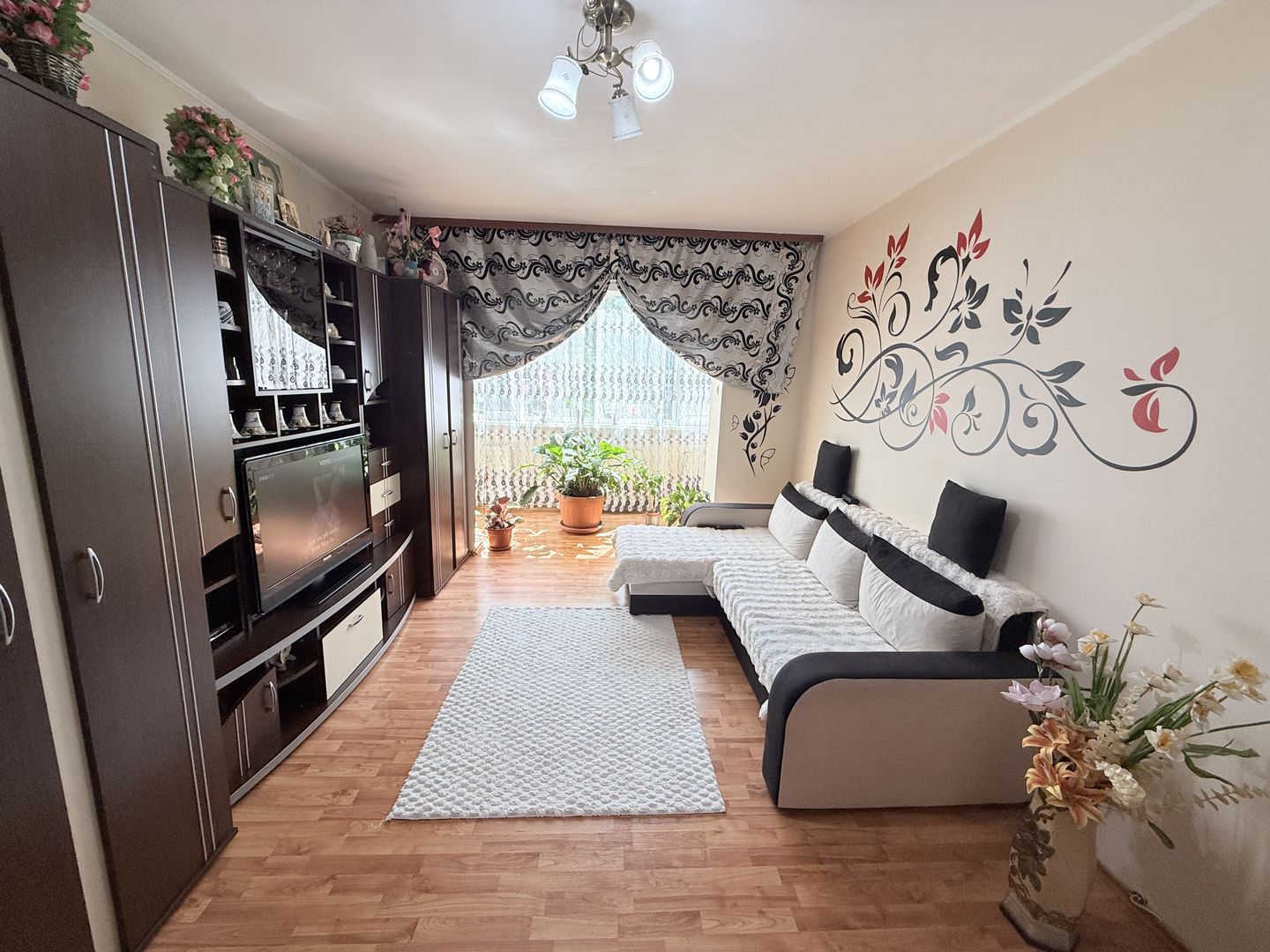 Ap 2 camere 55 mp - mobilat - zona centrala - Str Schelelor - Poză 2