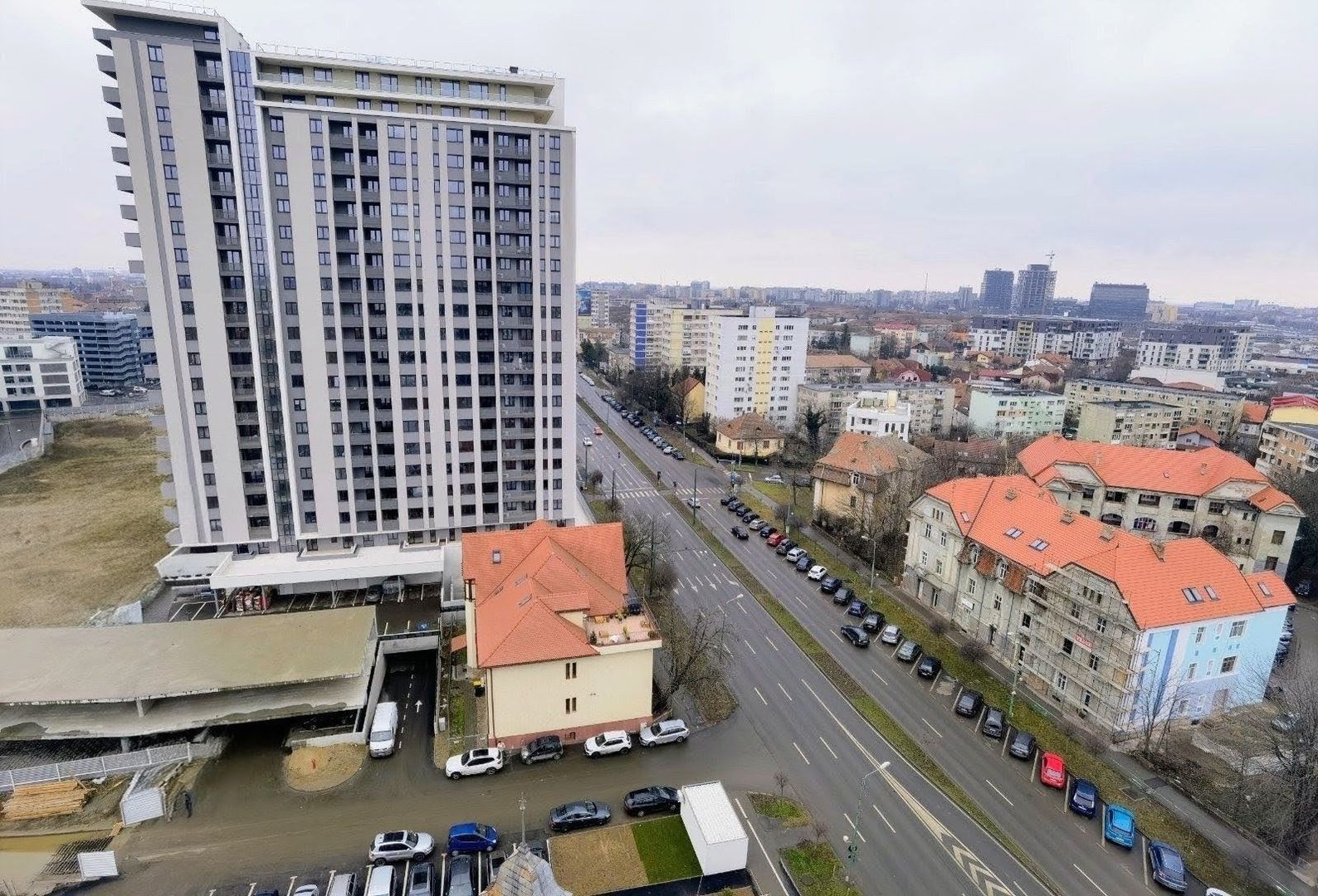 Apartament 3 cam Tale Ionescu - Poză 2