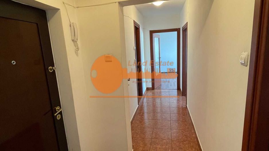 Apartament 2 camere – vedere liberă către Piața Victoriei - Poză 5