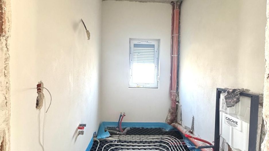 Duplex pe parter - 3 camere - teren generos -  Sacalaz - Poză 7