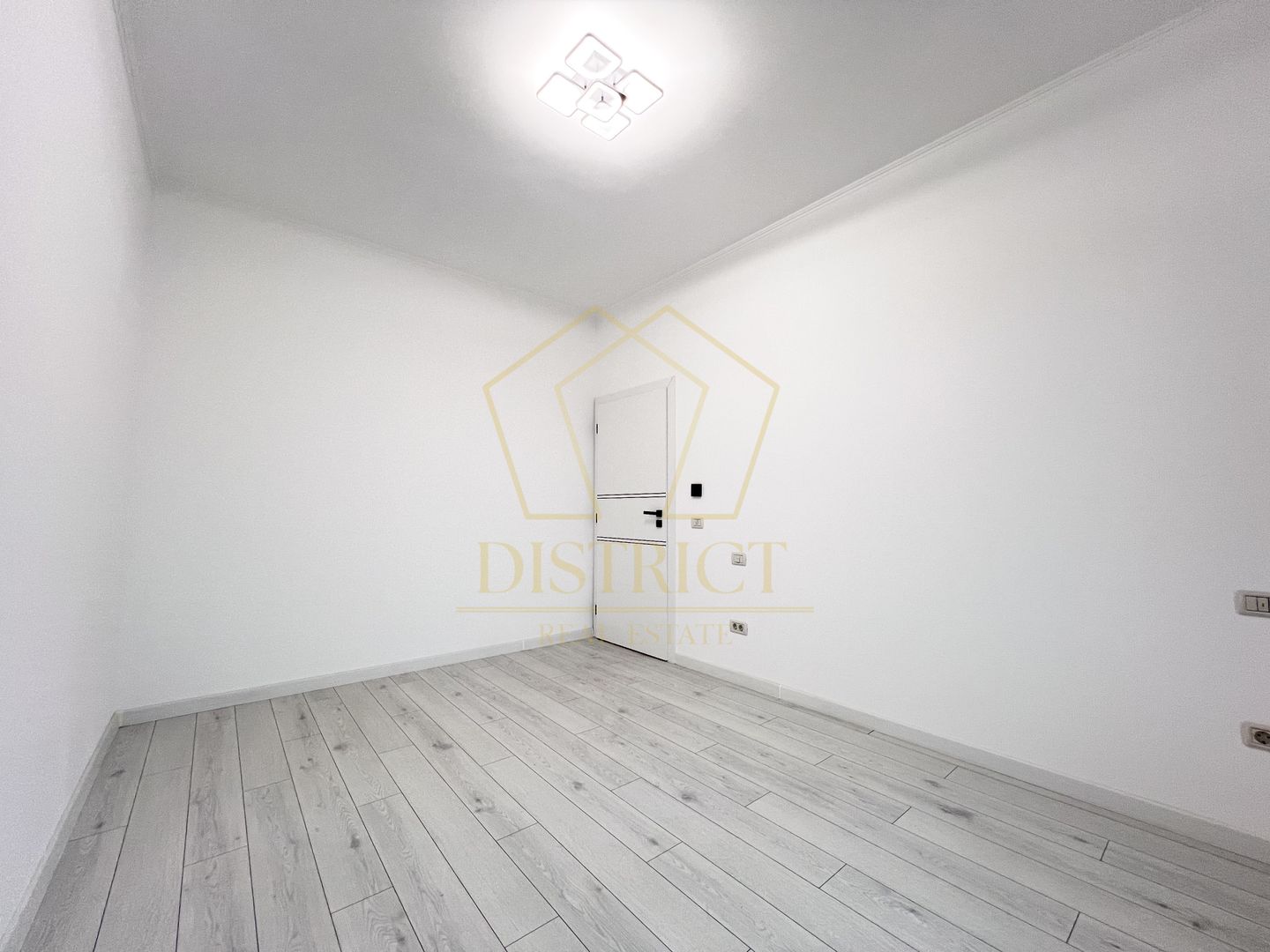 Duplex superb cu 5 camere | Giroc - Poză 15