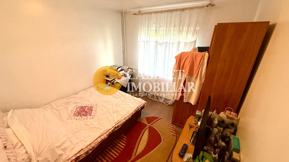 4 Camere Decomandat - Bloc din 1982 - Zona Alexandru Cel Bun - Poză 3