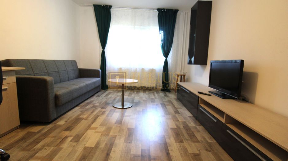 Apartament in zona Soarelui - Poză 1