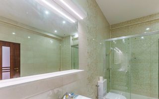 Vilă cu piscină în Micalaca - Poză 11