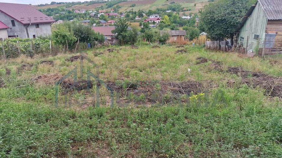 Teren intravilan 900 mp în Vânători, la 9 km de Copou - Poză 1