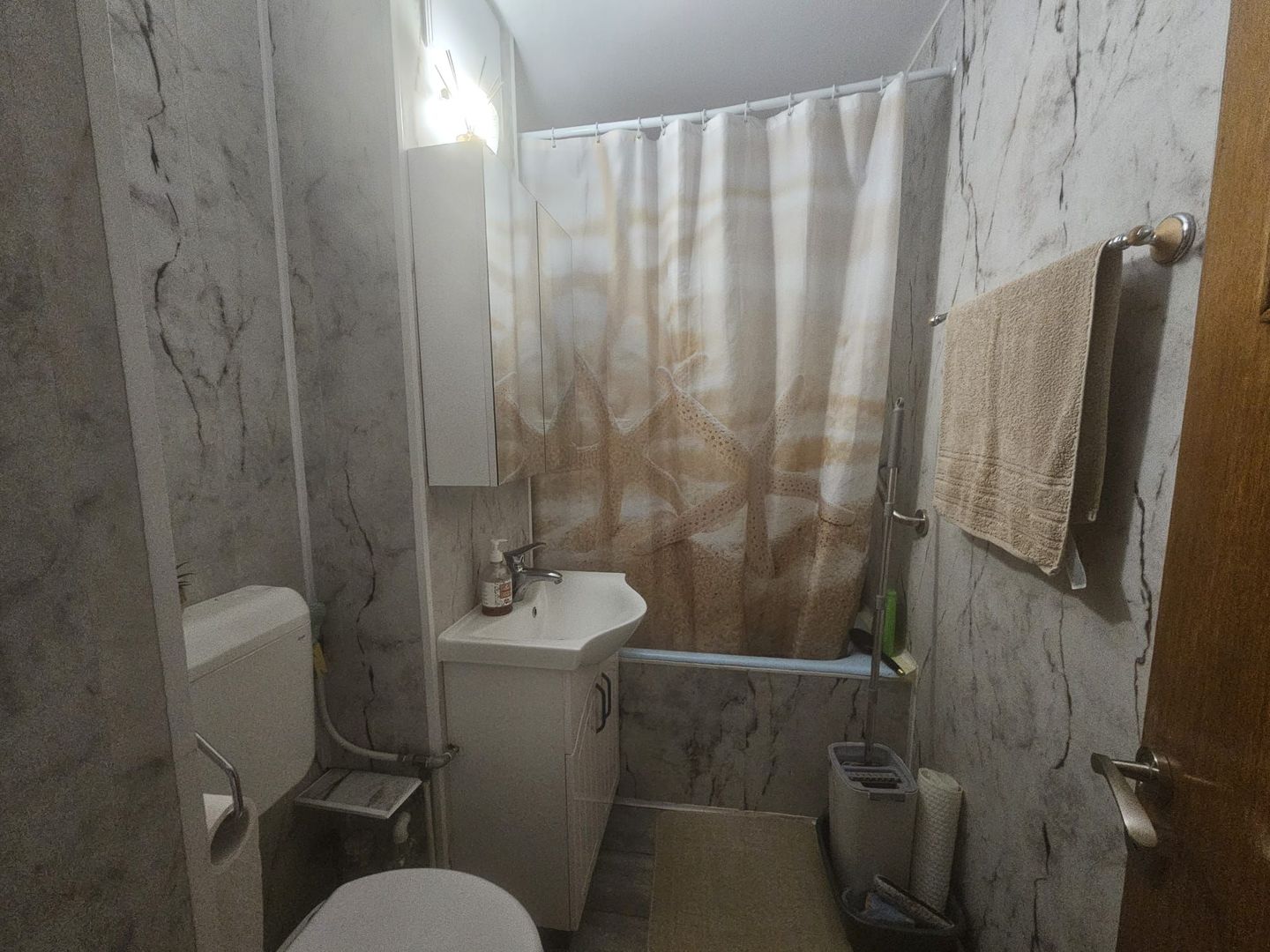 Apartament 4 camere, etaj 1 – Exercițiu, lângă Poștă - Poză 18