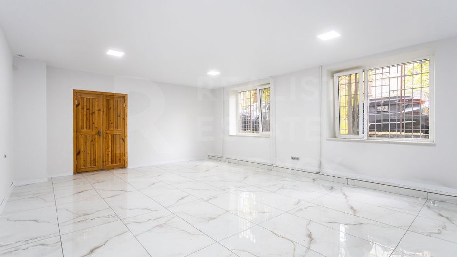 Chirie, spațiu comercial, 100 mp, str. Miron Costin, Râșcani - Poză 3