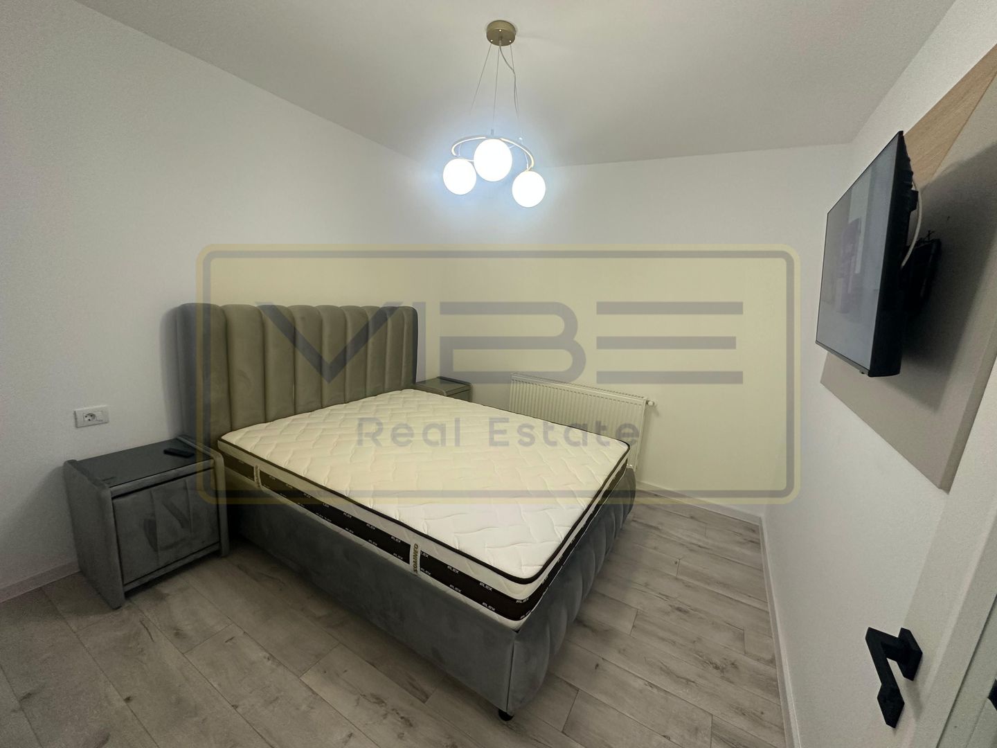 Poitiers Tower -Prima inchiriere - 2 camere + dressing  - mobilat modern - Poză 12