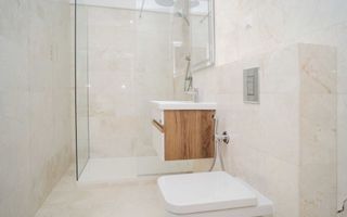 Apartament cu 2 camere în Royal Town, Iași – ideal pentru birouri, cabinete sau spații comerciale - Poză 3