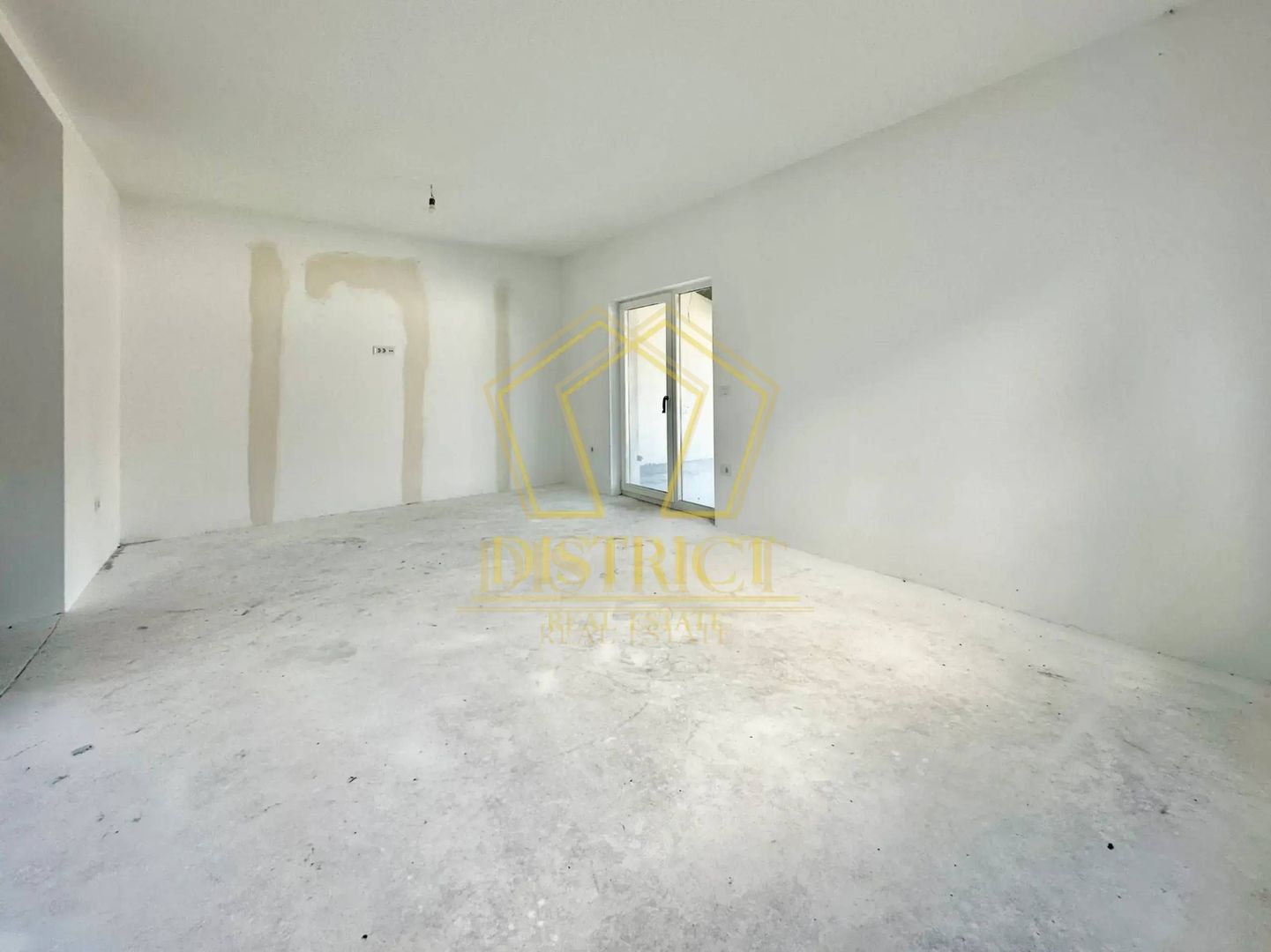 Duplex spatios cu 4 camere si 3 bai | Predare la cheie | Covaci - Poză 4