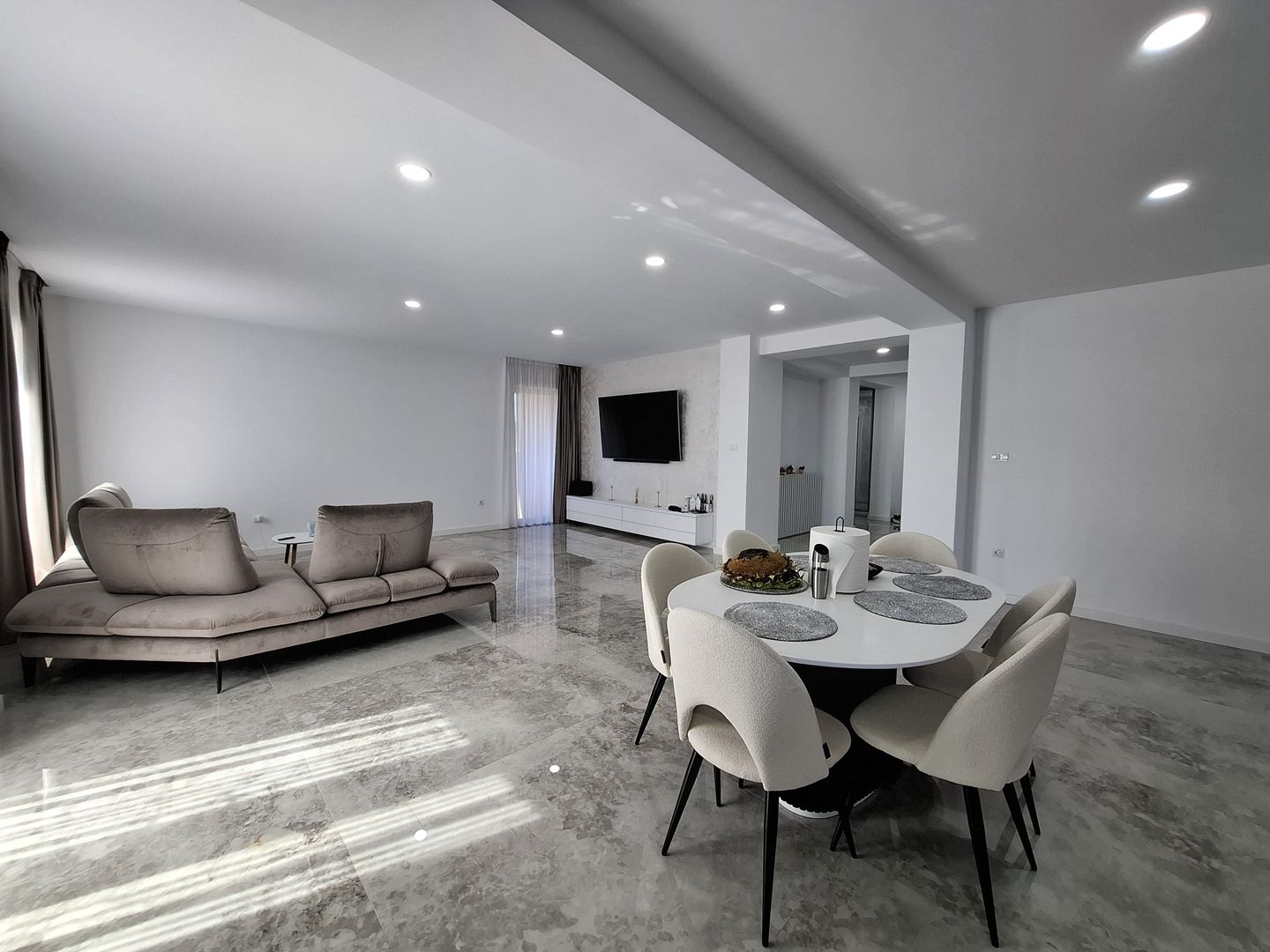 Vila cu 5 camere de vanzare, Strejnicu - Poză 5