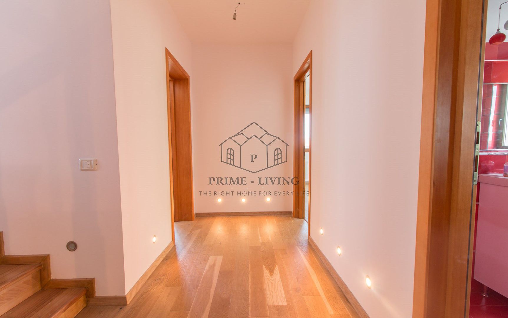 VILA CU 5 CAMERE LA INCHIRIERE IN IANCU NICOLAE - Poză 9