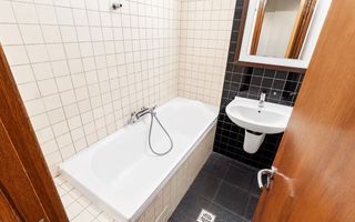 Apartament 2 camere decomandat, 70 mp utili, Drumul Sării nr. 11 – eta - Poză 8