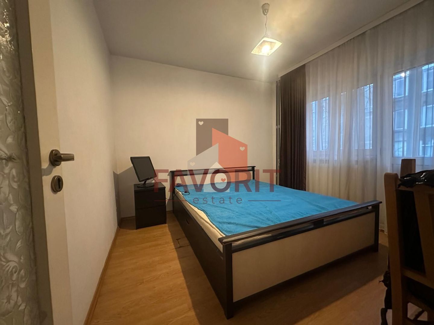 3 camere | zona excelenta | izolat interior | etaj intermediar | - Poză 11