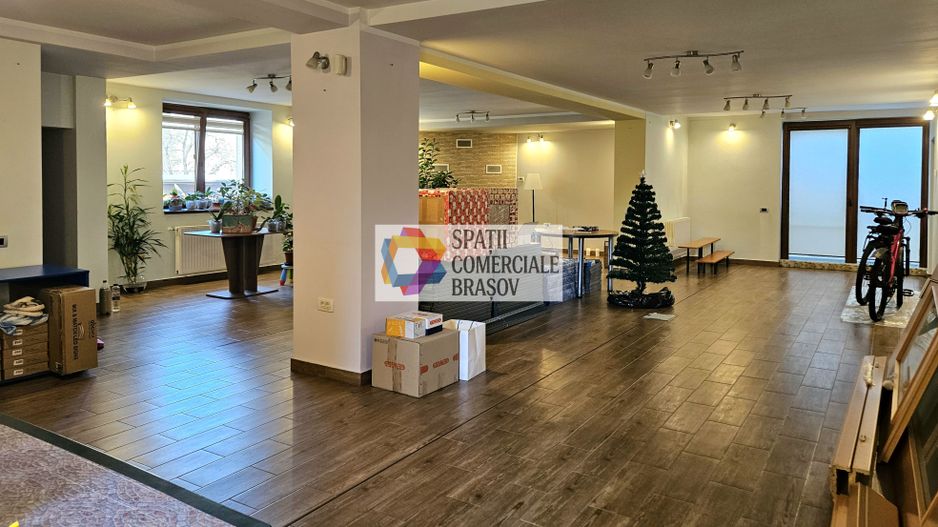 Casă plus Spațiu comercial  741 mp, Teren 906 mp Brasov - zona Blumana - Poză 17