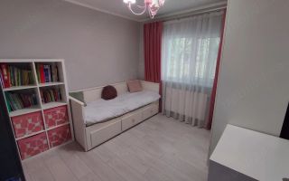 Apartament 3 camere Lipovei etaj 1 cu centrala - Poză 6