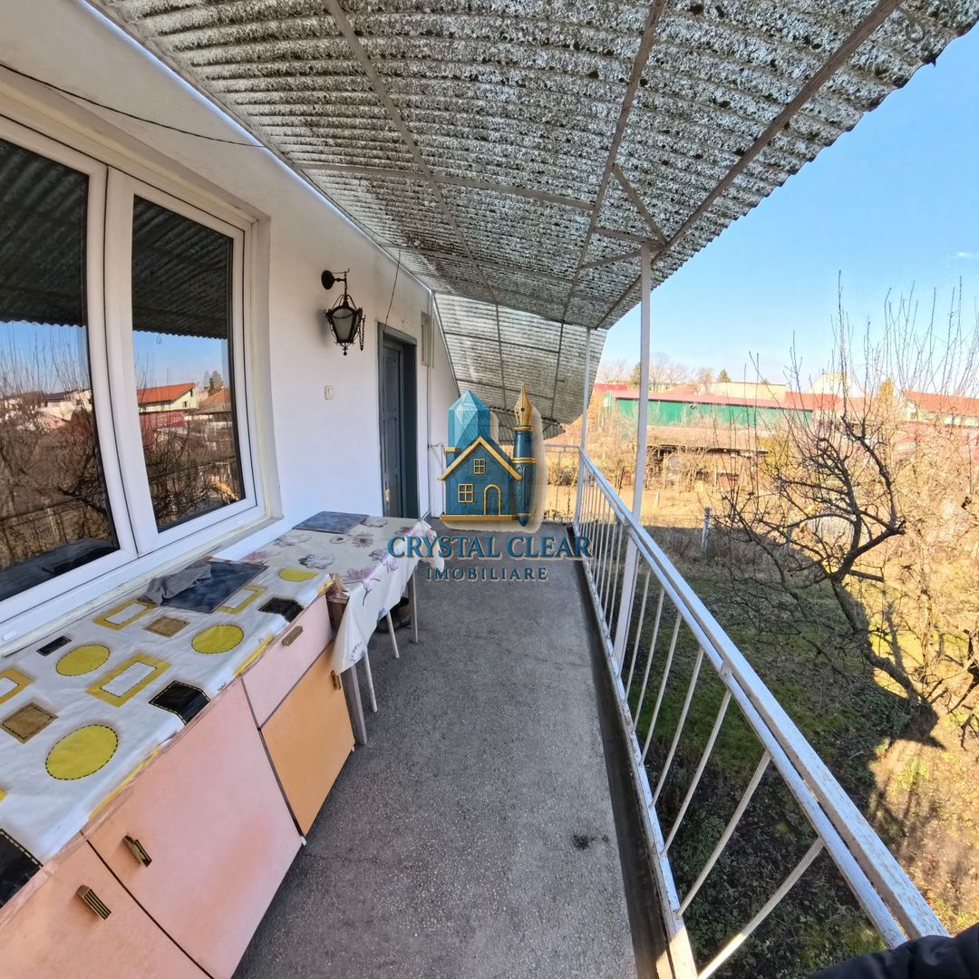 Două case în curte comună, 6 camere + 385 teren - zona semicentrală - Poză 11