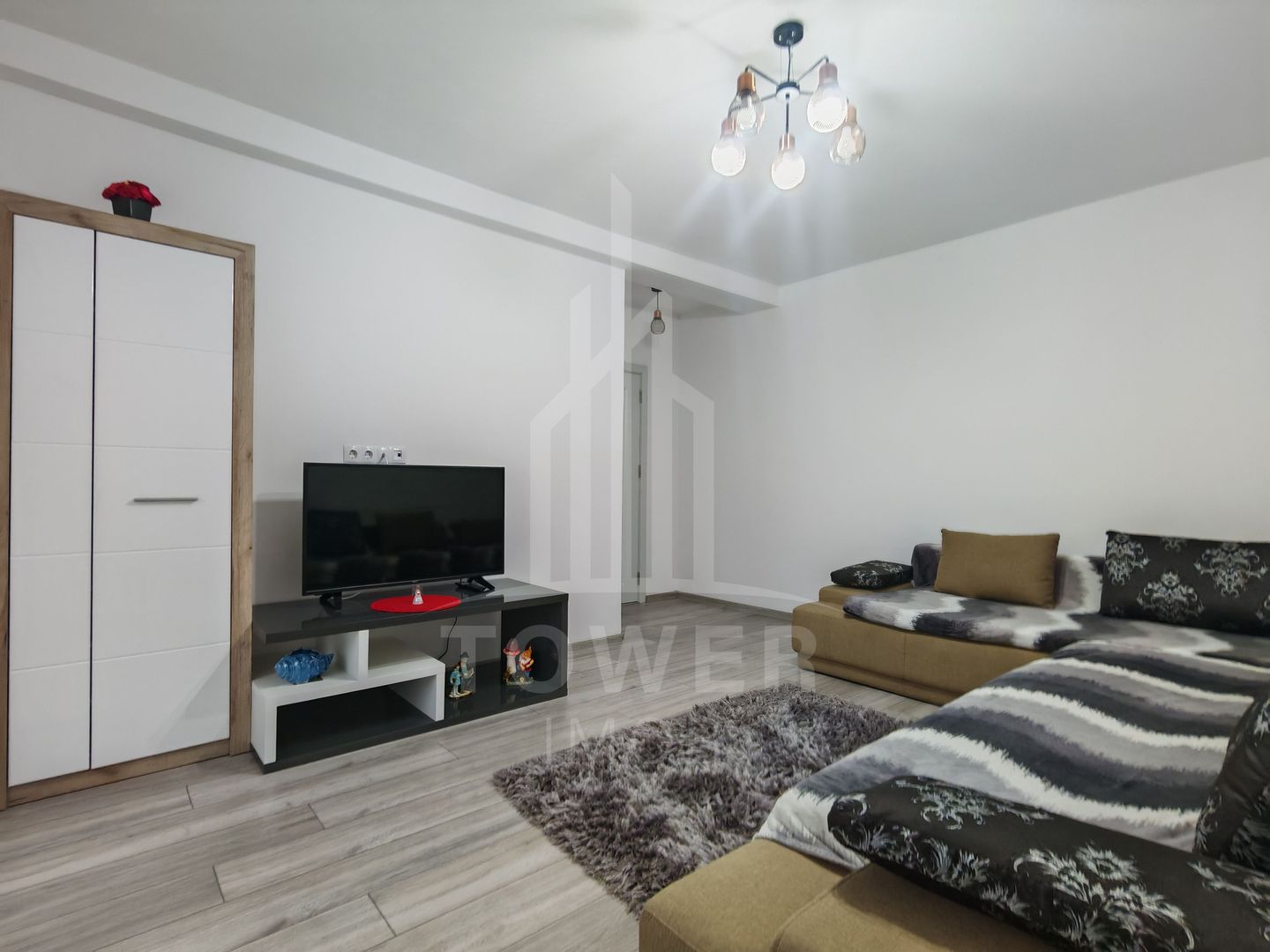 Apartament cu 2 camere decomandate de închiriat Doamna Stanca. - Poză 2