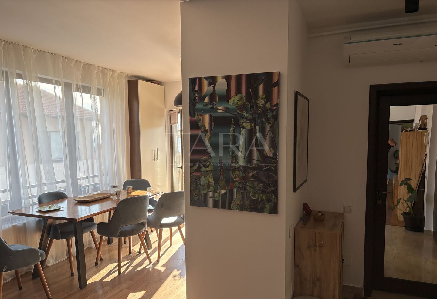 Apartament singur pe etaj, 2 balcoane și parcare, Andrei Mureșanu. - Poză 2