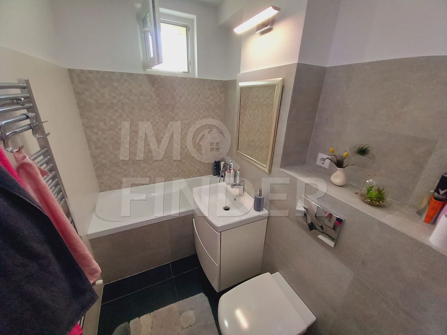 Apartament Superfinisat 4 camere si Garaj in Gheorgheni - Poză 7