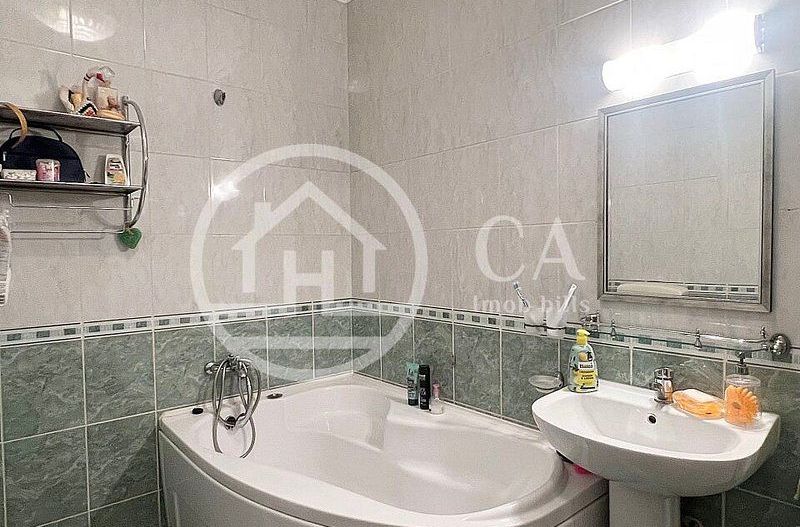 Apartament cu 2 camere de vanzare in cartierul Soarelui, Oradea - Poză 9