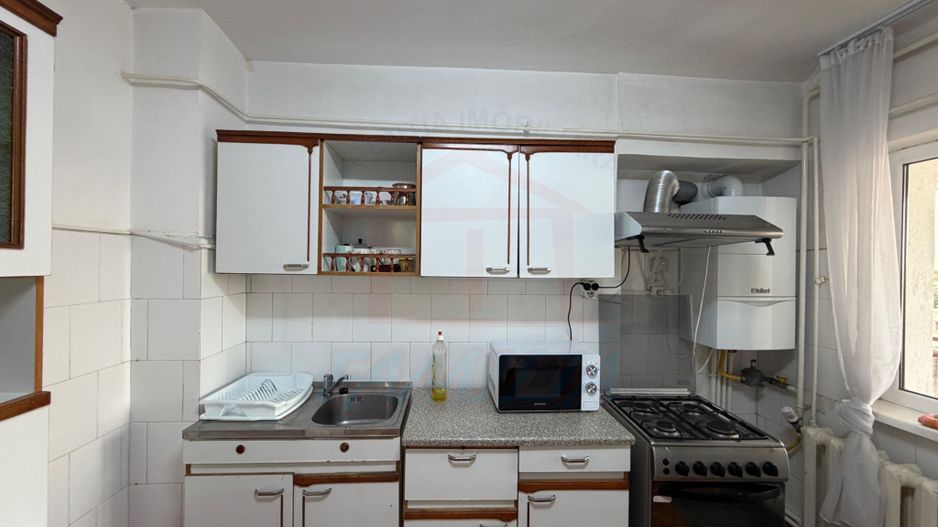 APARTAMENT 4 CAMERE | Piața Centrală | 700 €/lună - Poză 6