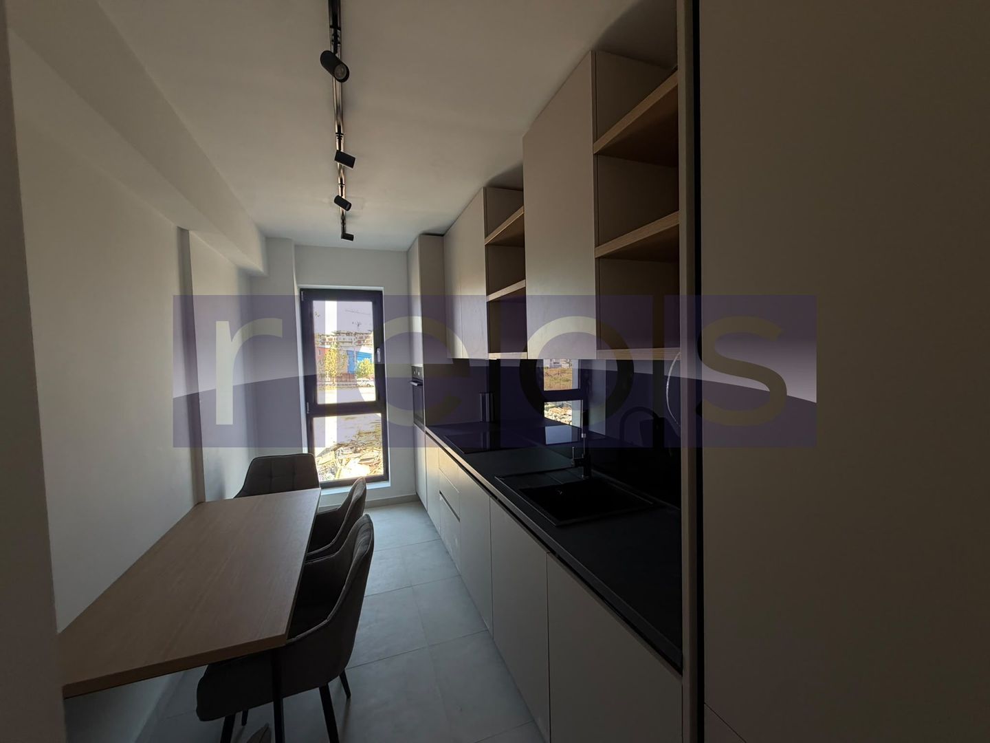 VANZARE APARTAMENT LA CHEIE-MOBILAT | 2 CAMERE | 55MP | TERASA-PARCARE - Poză 11