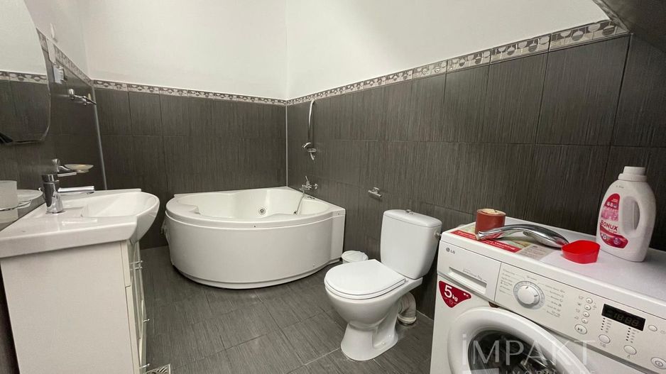 Casă pentru închiriere, 4 camere, zonă Gruia - Poză 12